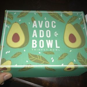 Avocado shaped bowl 🥑